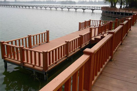 Panel Pagar WPC Pengikat Tersembunyi untuk Batas Rumah Modern