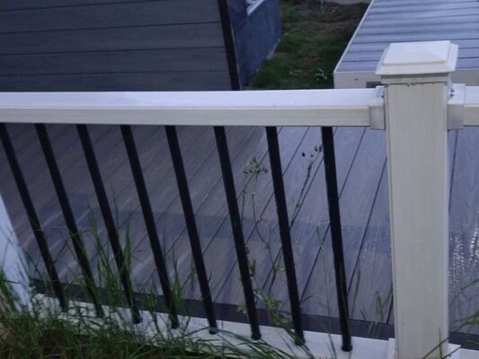 Pagar WPC Daur Ulang Ramah Lingkungan Anti Rayap untuk Batas Pertanian