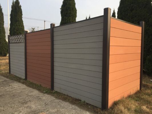 Bingkai Aluminium WPC Anggar Slat Style Keamanan Rumah Luar Ruangan