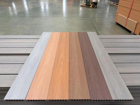 Grosir Kolam Renang Tahan Air Warna Ganda Coextrusion Wpc Decking Komposit Plastik Kayu