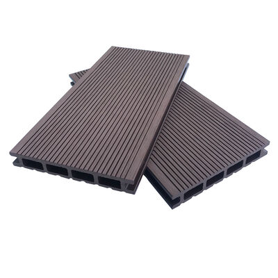 Decking Komposit WPC Modern Berkualitas Tinggi dengan Permukaan Disikat Anti Selip untuk Taman Luar Ruangan